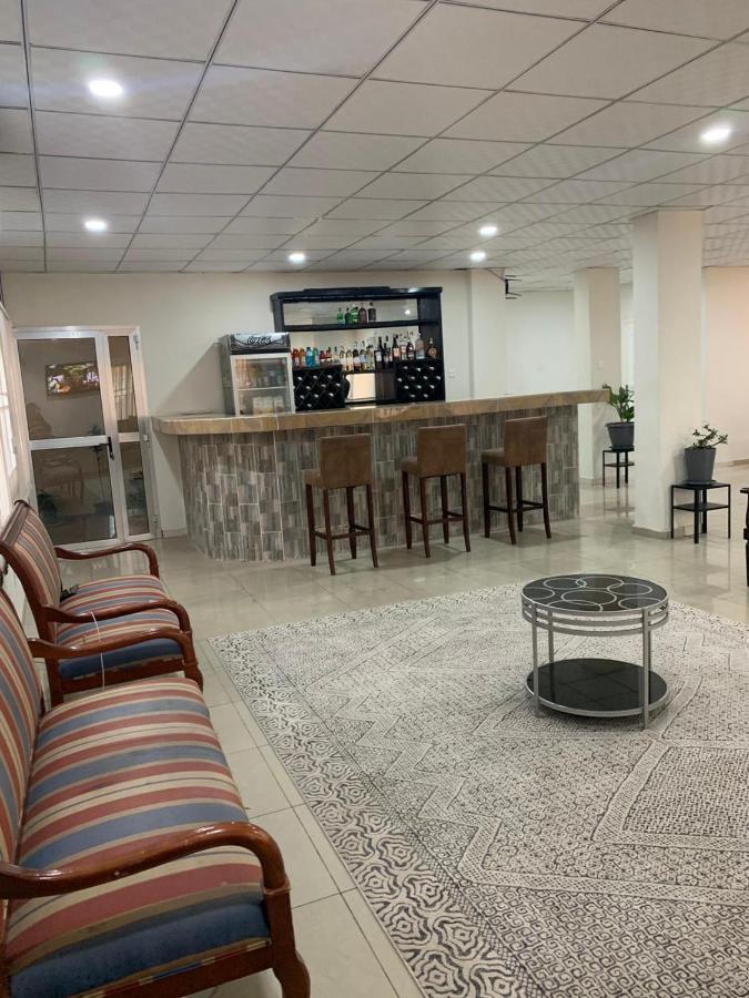 Sky Inn Hotel Freetown Exterior foto